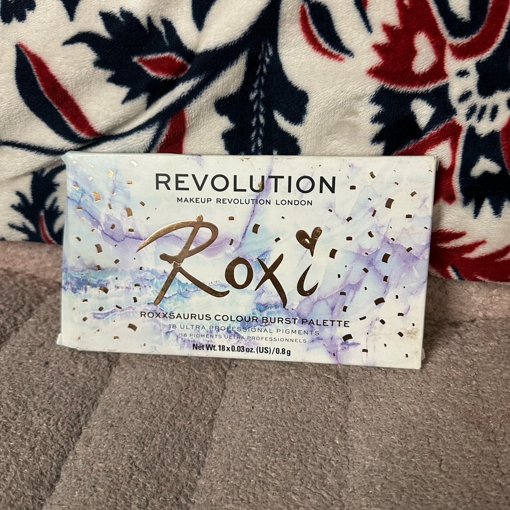 roxi revolution eyeshadow